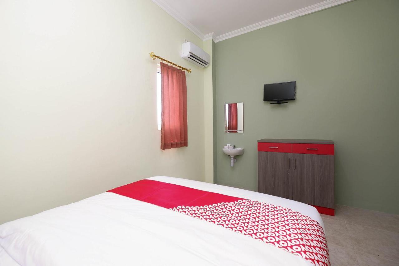 Super Oyo 1620 Sion Family Residence Grobogan Esterno foto